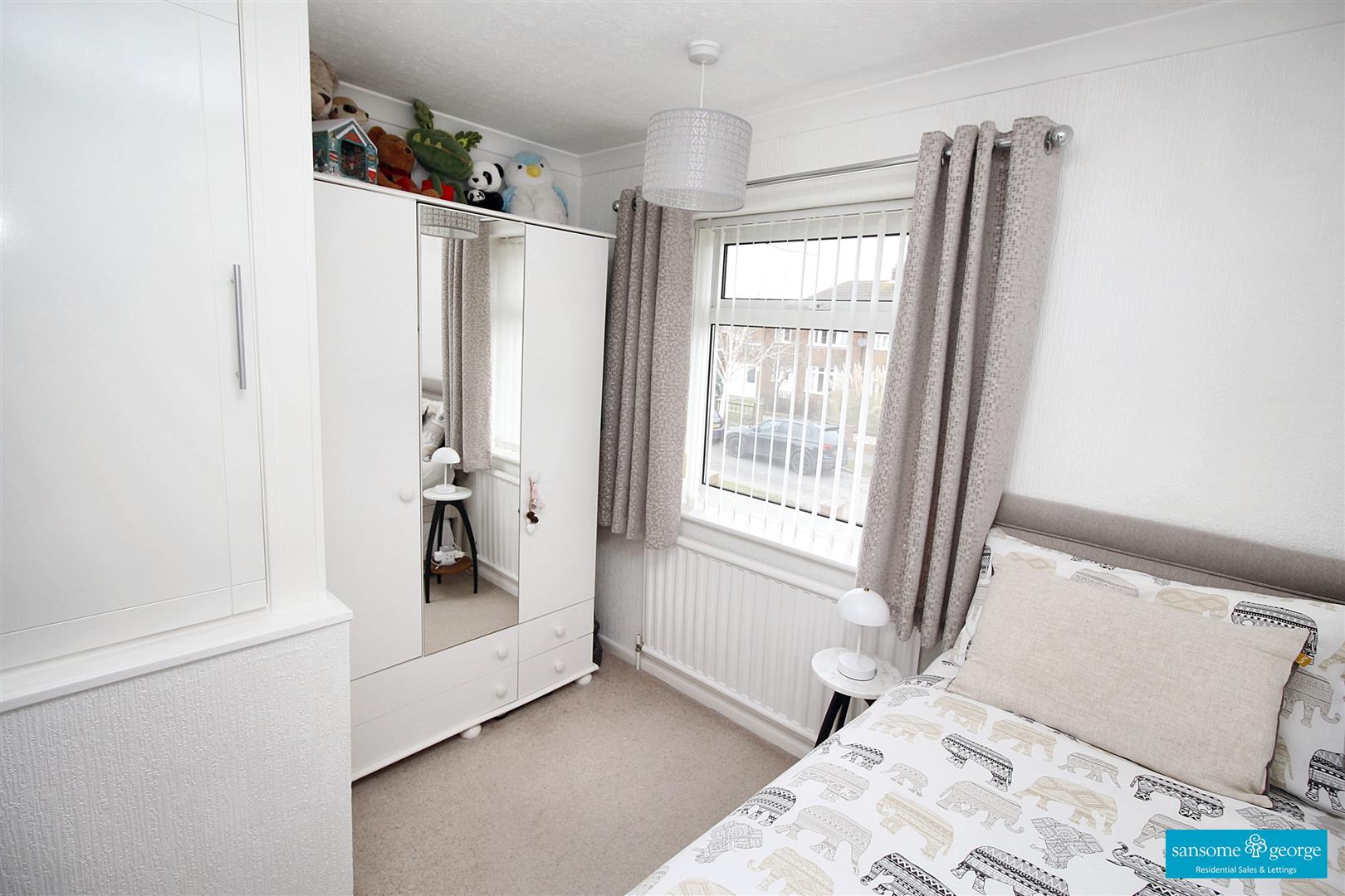 Compton Avenue, Tilehurst